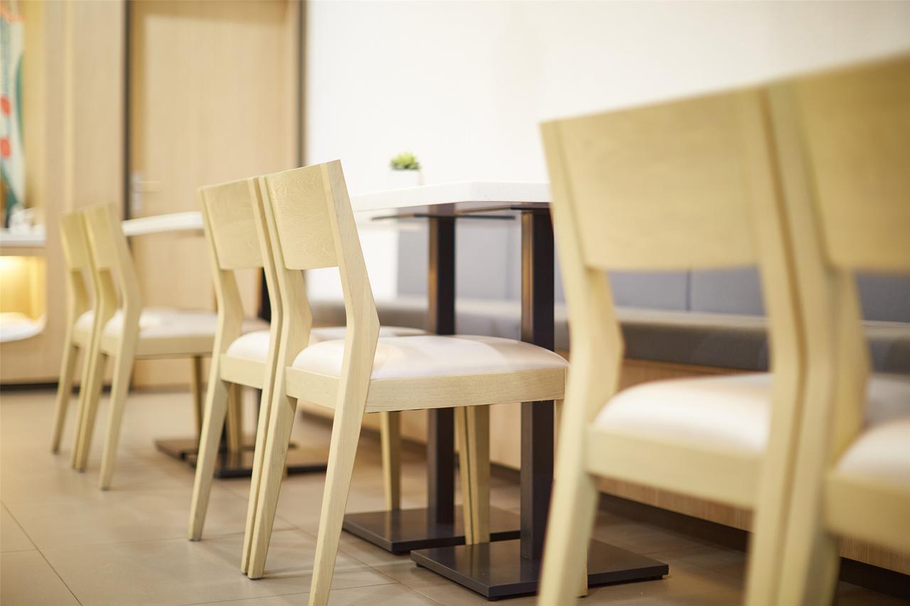 한팅 호텔 홍차오 내셔널 엑서비션 센터 지디로드 샹하이 외부 사진